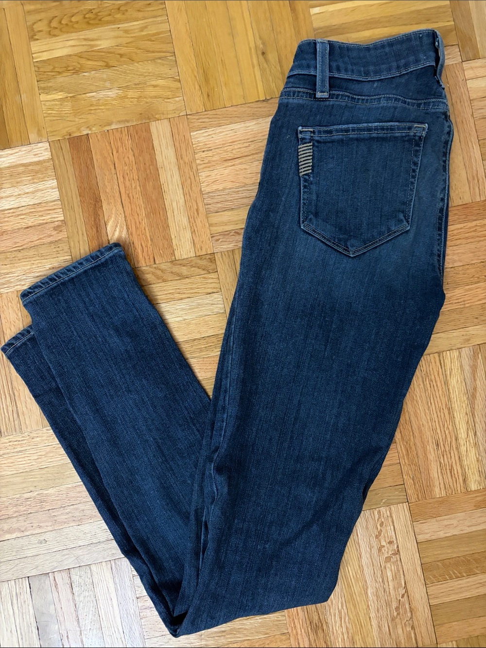 PAIGE Verdugo Ultra Skinny Dark Indigo Jeans - Knee Rips - Women’s Size 25